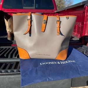 Dooney & Bourke Dover Tote